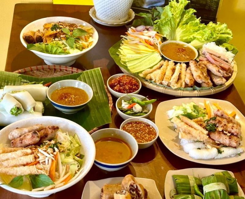 Cực hot 10 quán Nem Nướng Quận 3 ngon giá bình dân Sài Gòn Hồ Chí Minh (2)