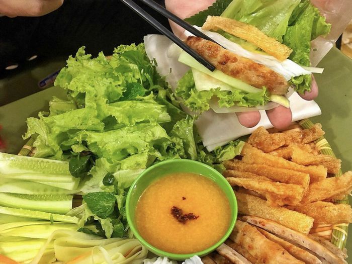 Thịnh hành 10 quán Nem Nướng Cần Giờ ngon không gian rộng rãi Sài Gòn Hồ Chí Minh (7)